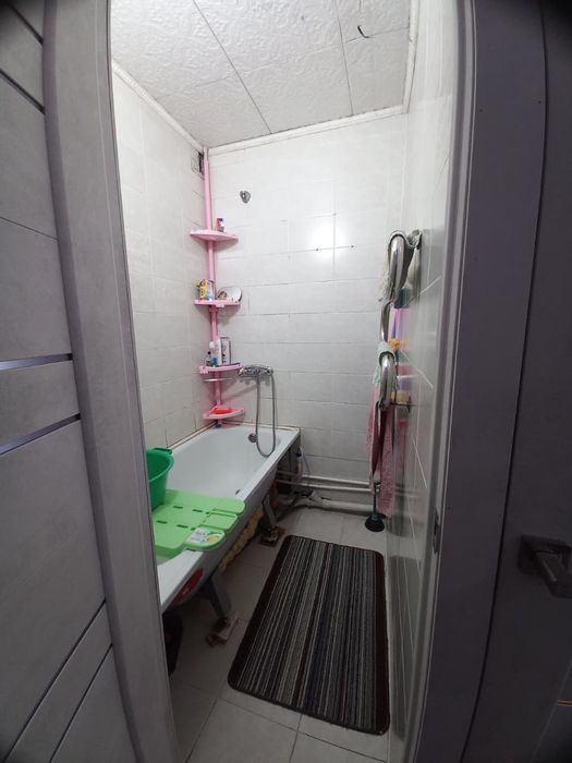 Продам 2 комн.кв., 2/5, распашонка