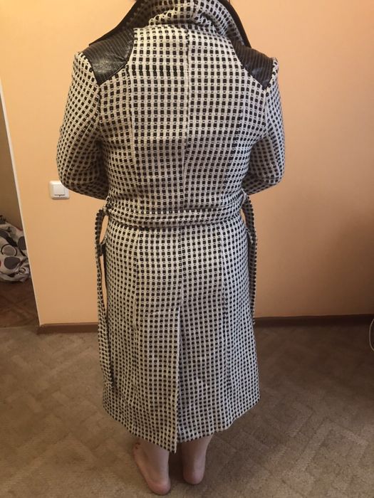 Продам новое пальто