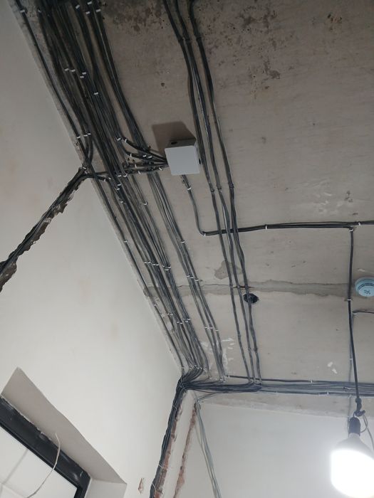 Электрик професионал