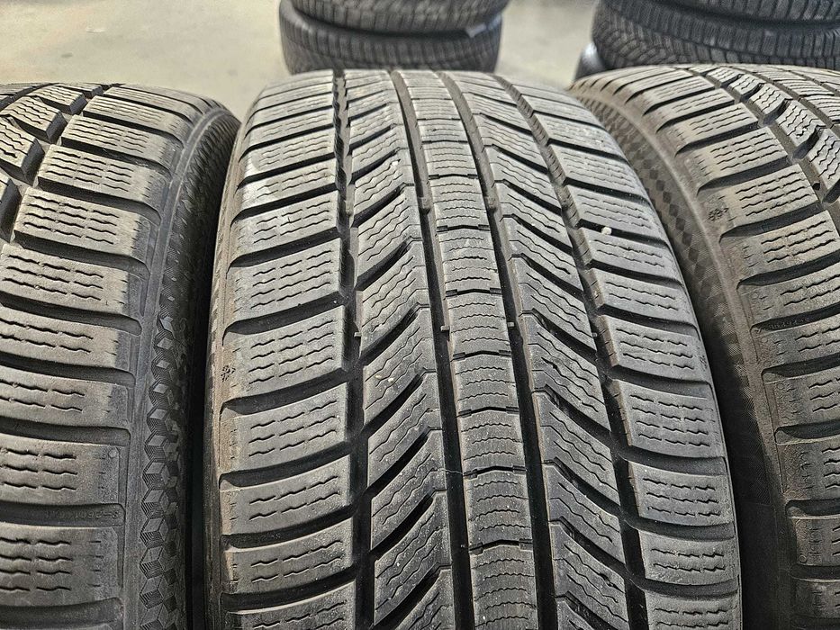 4 Anvelope IARNA 245.40.19 'Continental' [dot 2021] stare foarte buna