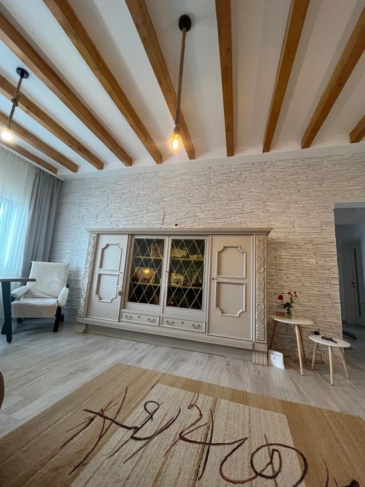 Casa individuala decomandata 4 camere Craiova-Preajba