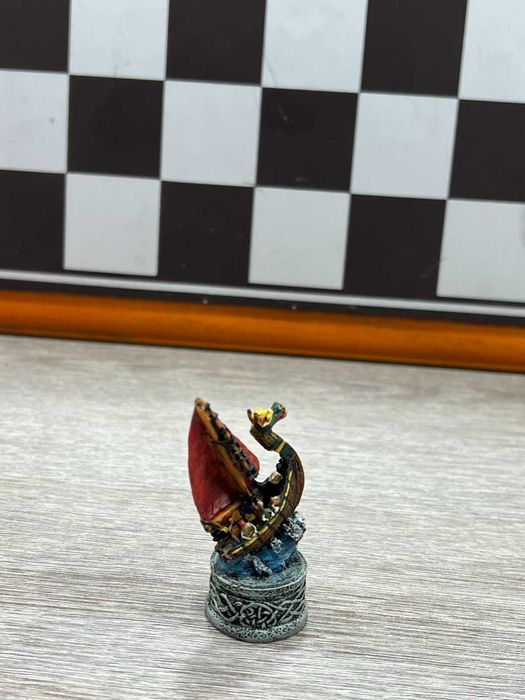 Луксозен шах кръстоносци