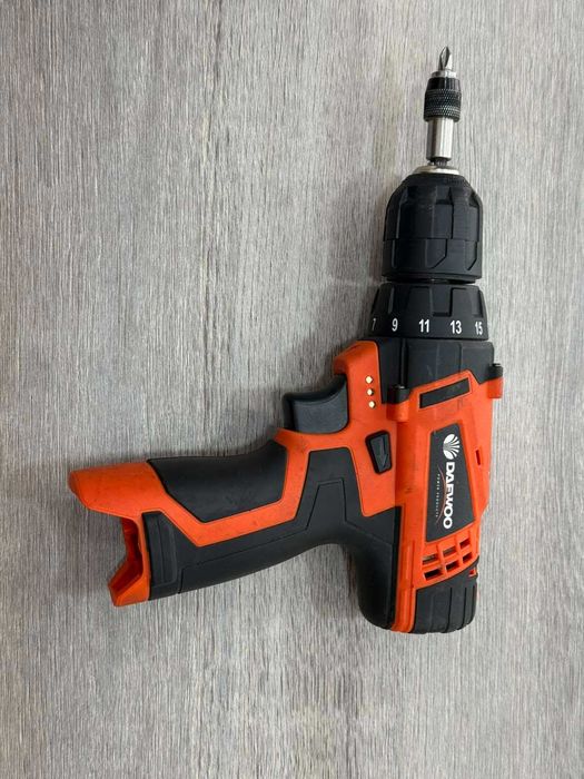 Акумулаторен винтоверт DAEWOO DALD1210