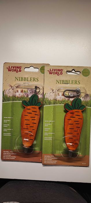 2 Дървени моркова за гризачи: Living World Nibblers