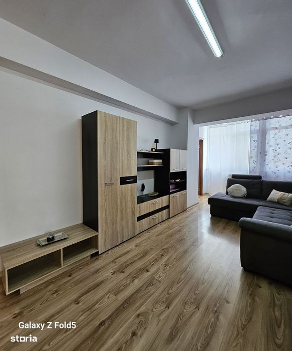 Apartament modern cu 3 camere de închiriat – Plazza Nufărul Oradea