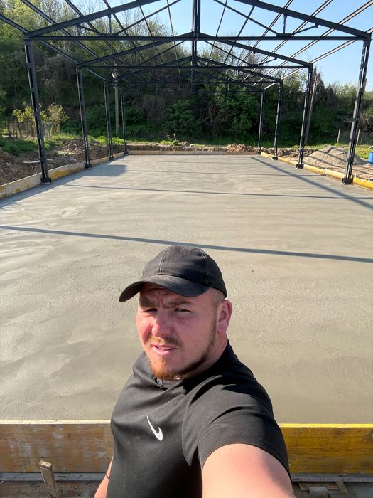 Щампован Шлайфан и Ресан Бетон