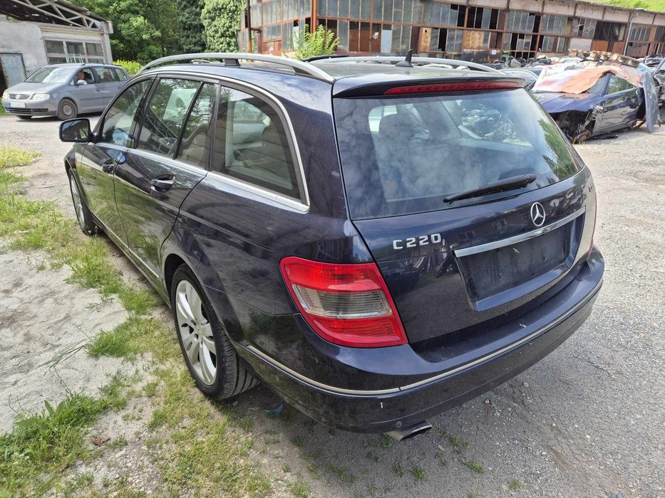 Mercedes W204 C220CDI 170кс 646 комби автоматик НА ЧАСТИ!