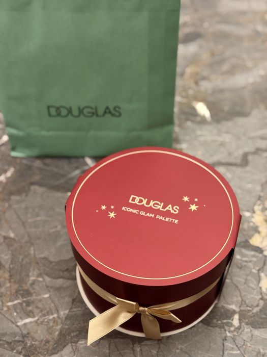 Палитра Douglas 2025