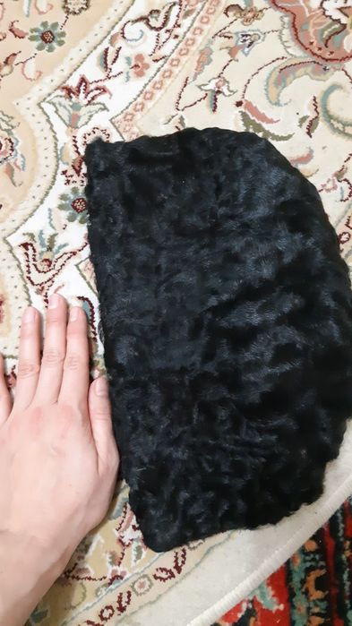 Каракулевая шапка новая