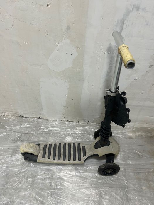 Игрушки детские самокаты