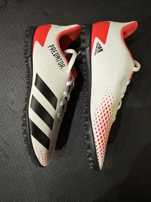 Стоножки Adidas Predator