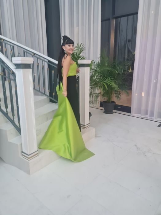 Moda ,Rochie de ocazie.