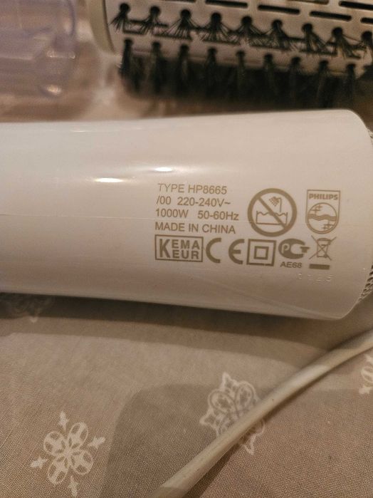 Philips Volumenbrush Ionic 1000W Type HP 8665