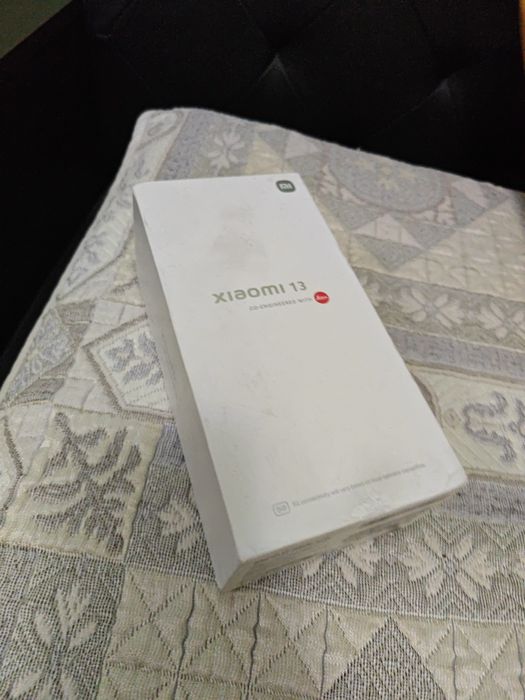 Xiaomi 13 8/256 глобальная версия