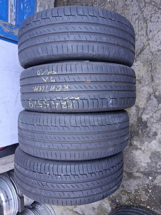 235 55 19 Континентал 4броя летни дот 2020г