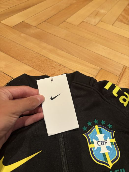 Горнище на бразилия (brazil)