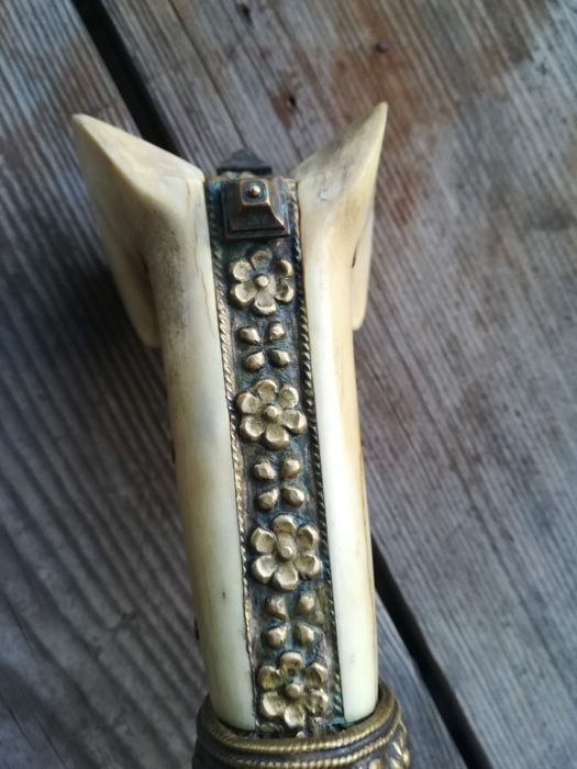 Ятаган дамасково острие