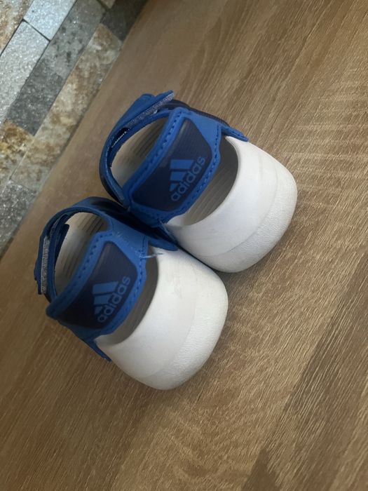 Детски сандали Adidas