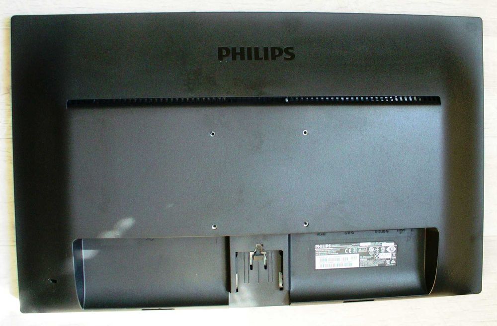 Продам LED монитор Philips 24