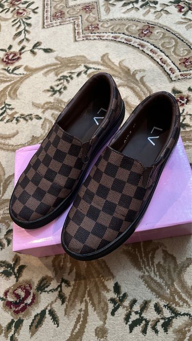 Кеды LV 40 размер
