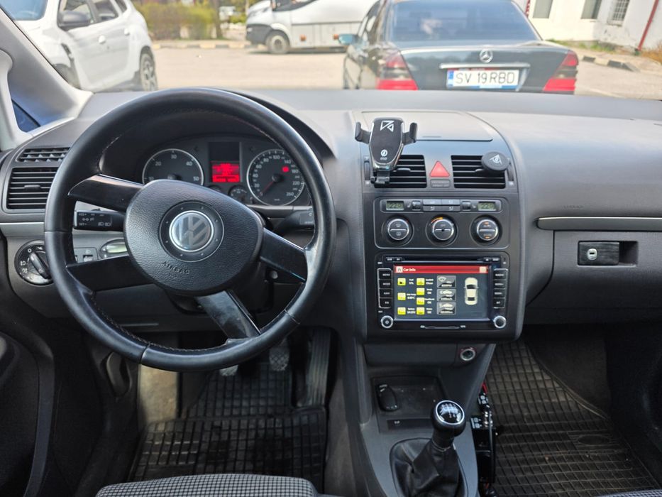 Vw Touran 2.0 TDI inmatriculat RO