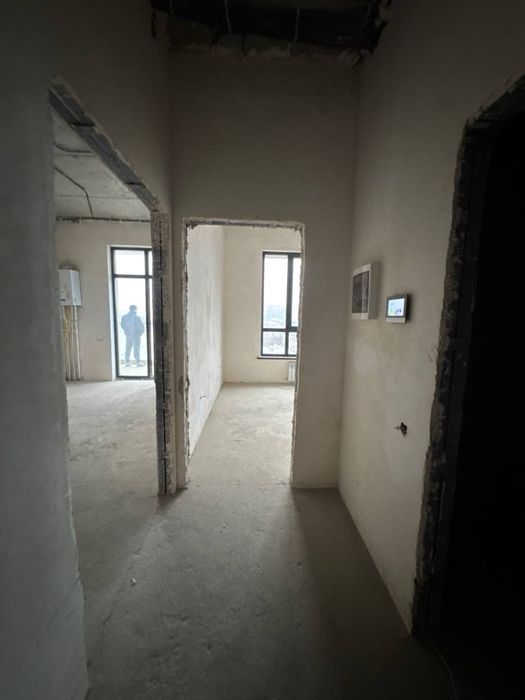 Продается 2х комнатная квартира студия Озмахал Новомосковская