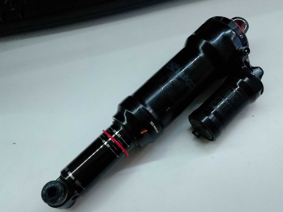 Vând shock rockshox Super deluxe Air 230x60