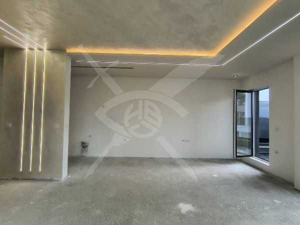 Продава се тристаен апартамент в Христо Смирненски! 92038