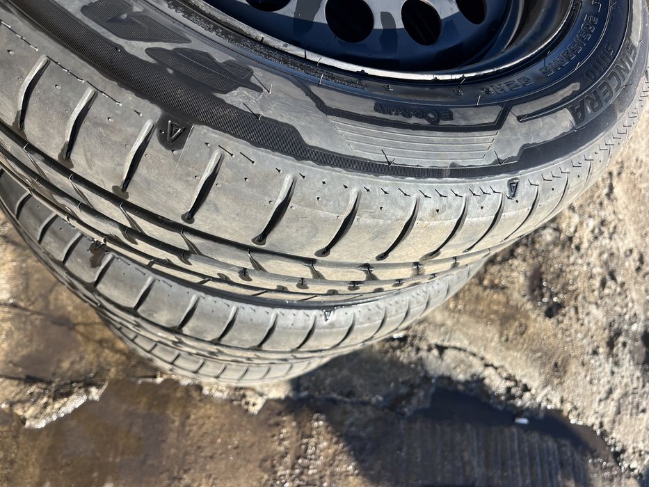 Гуми 205 60 16 Falken 2020г.