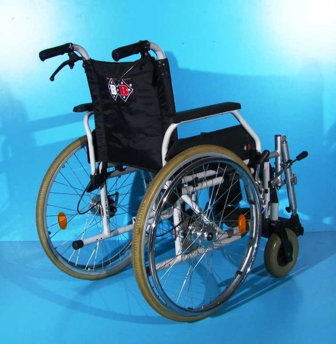 Scaun cu rotile handicap B+B - latime sezut 43 cm