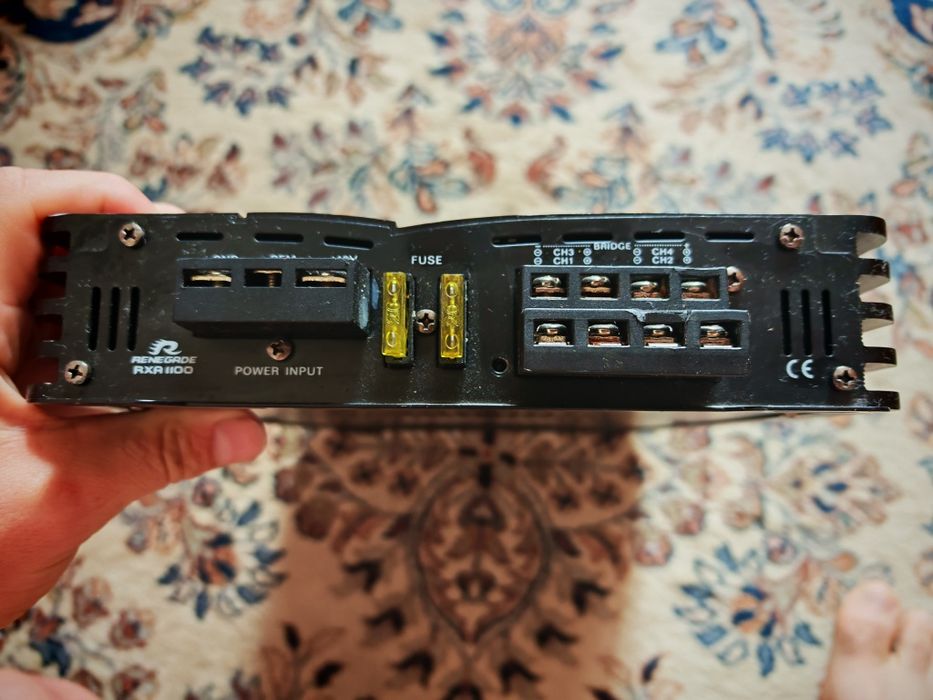 Vand amplificator Renegade 1100w