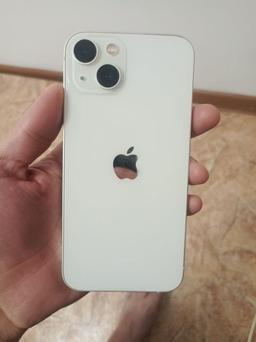 Продам Iphone 13