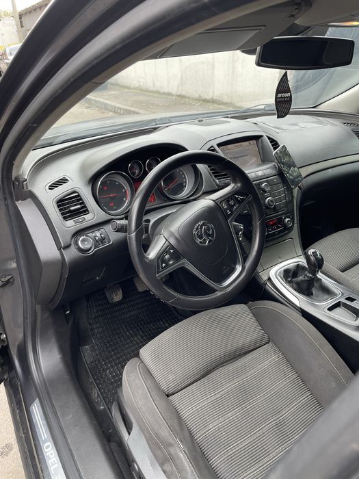 URGENT !! Opel Insignia 2.0CDTI