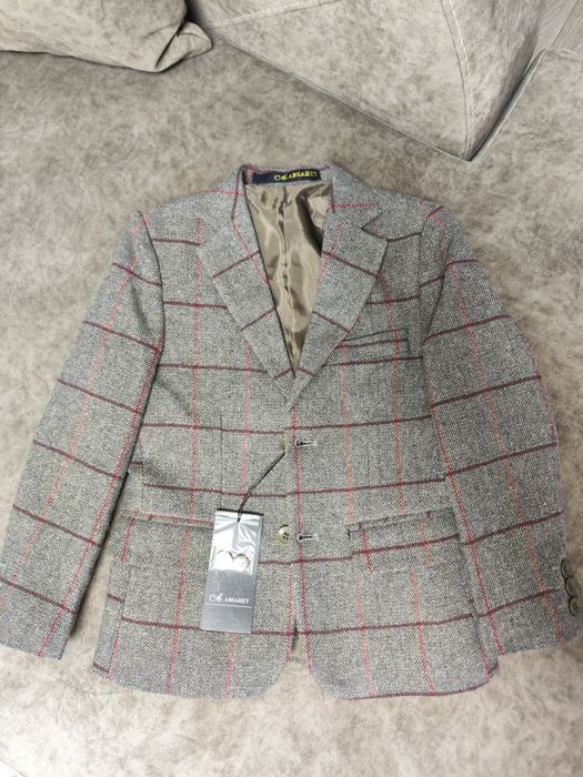 Продам пиджак детский