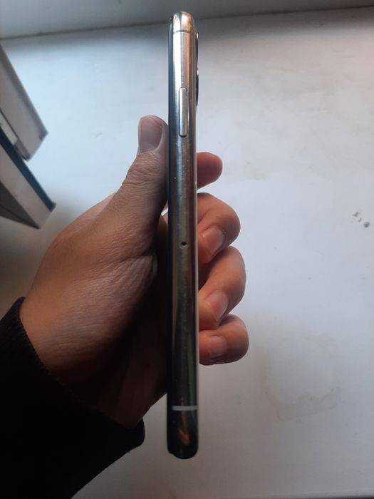 iPhone 11 pro ёмкост 57
