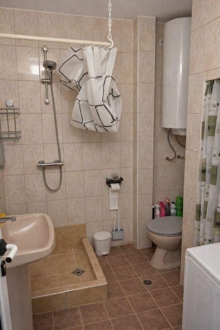 Дава се под наем Едностаен апартамент в Варна, Левски - 45 кв.м за 378.93 € - Снимка #4