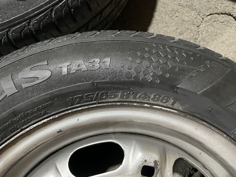 Продам Диски и шины р14 пассат гольф вента