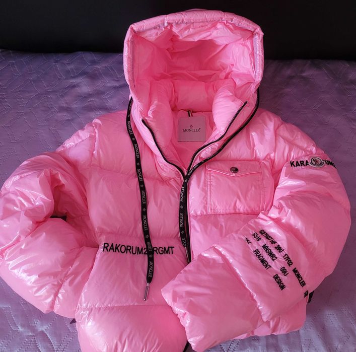 Яке Moncler Moncler