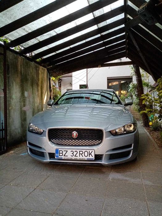 Jaguar XE achizitionata de noua din reprezentanta Jaguar,  prima inmatriculare 2019 /variante/