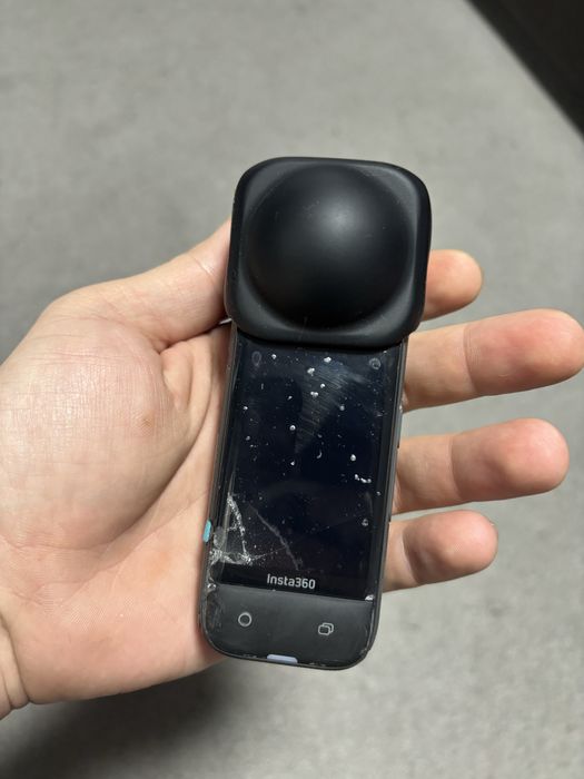 Camera filmare Insta 360 x4