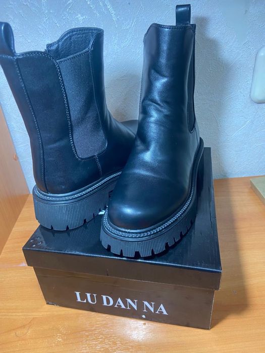 Ботинки Челси в хорошем состоянии