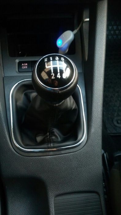 Топка за скоростен лост с маншон VW Golf MK5, MK6 Jetta 5 и 6 скорости