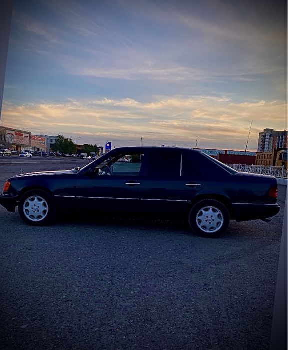 Продаю Mersedes e230
