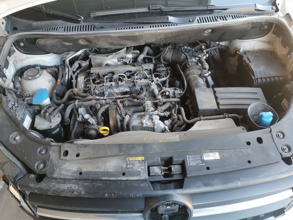 Vw Caddy 2.0TDI 102к.с. На Части