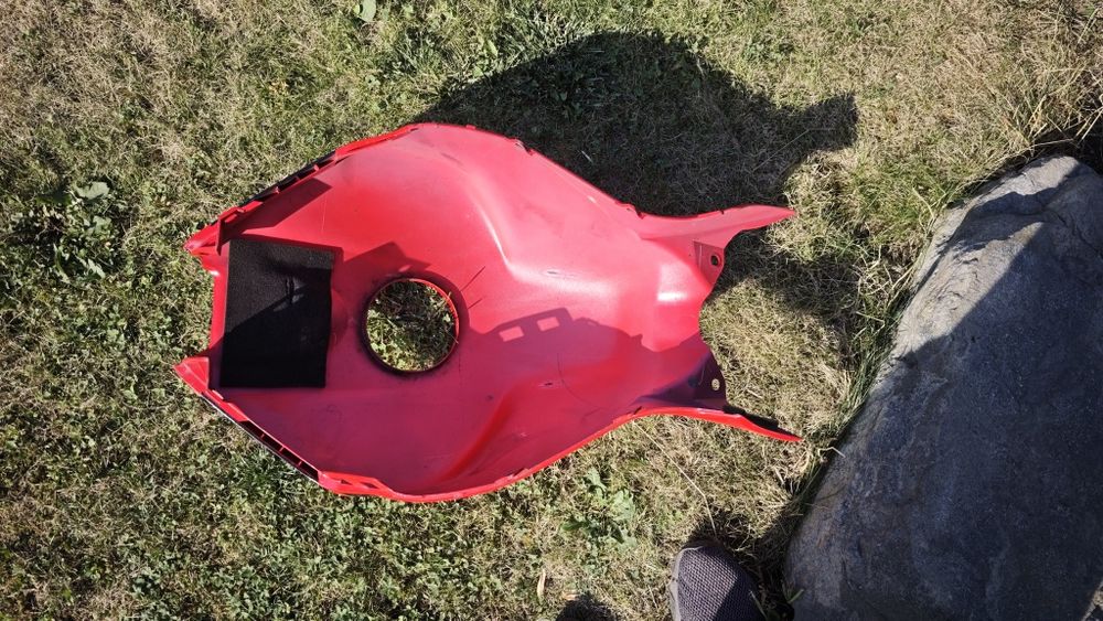 HONDA CBR1000RR 2006/2007 капак резервоар