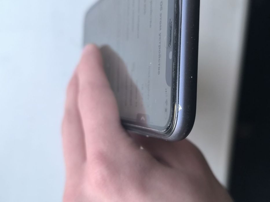 iPhone 11 64gb 1 SIM + eSIM