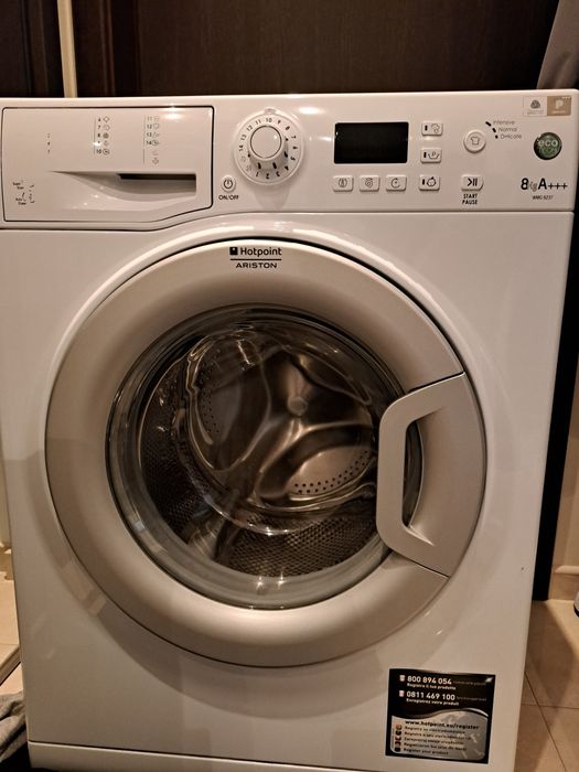 Пералня Ariston Hotpoint на части