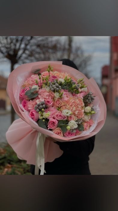 Пионы, тюльпаны, розы большой выбор