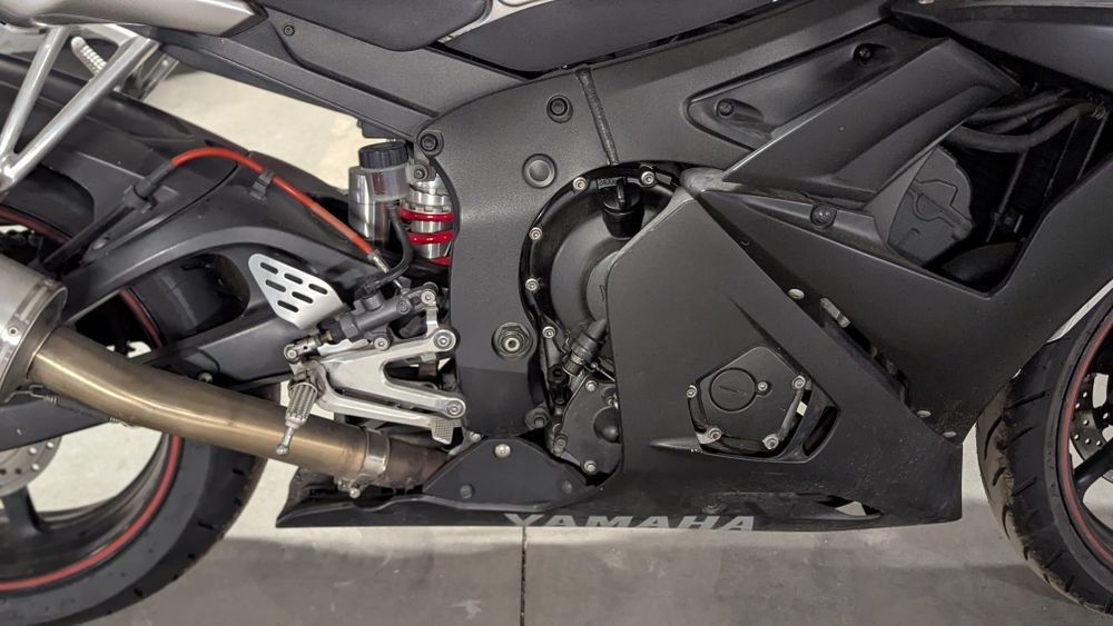 Yamaha R6 - YZF 600