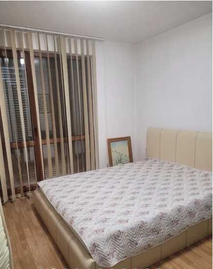 Продава се Тристаен апартамент в Плевен, Идеален център - 120 кв.м за 1259 €/кв.м - Снимка #2